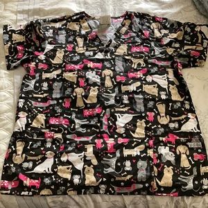 Dog printed Scrub Top *NEVER WORN*